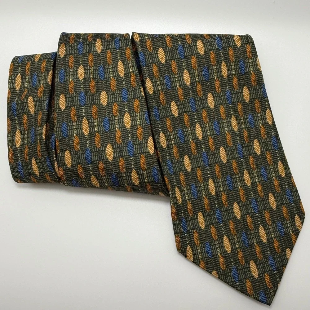 Jos A Bank Silk Necktie 4
